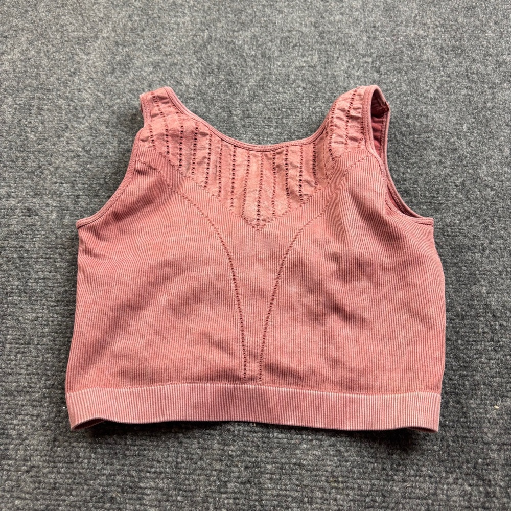 FREELY Women’s Pink Ribbed Crop Racerback Top Built-In Shelf Bra size: Small